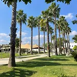 فندق مبيت وإفطار Parco Degli Aranci كوتروفيانو