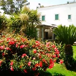 Parco Degli Aranci فندق مبيت وإفطار 4*