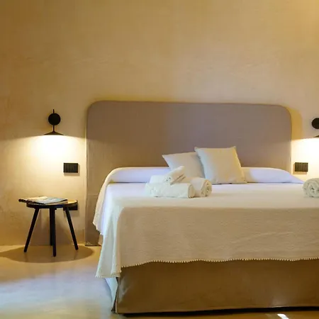 Parco Degli Aranci B&B 쿠트로피아노