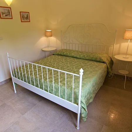Nocleg ze śniadaniem Parco Degli Aranci 4*