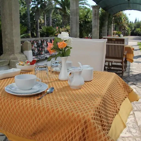 Parco Degli Aranci 4* 쿠트로피아노