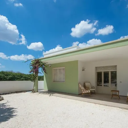 Parco Degli Aranci Bed & Breakfast