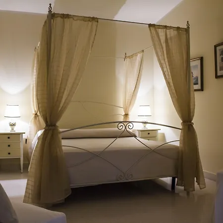 Parco Degli Aranci 4* Cutrofiano