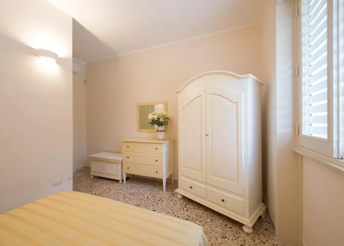 Parco Degli Aranci 4*