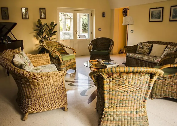 Bed & Breakfast Parco Degli Aranci Cutrofiano