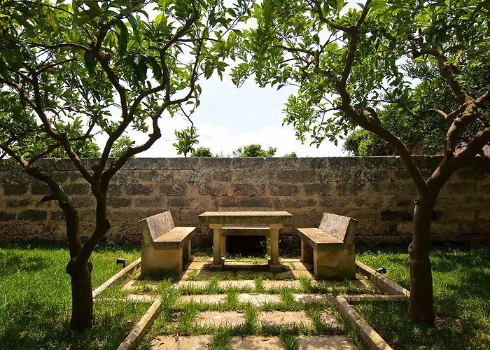 Parco Degli Aranci לינה וארוחת בוקר