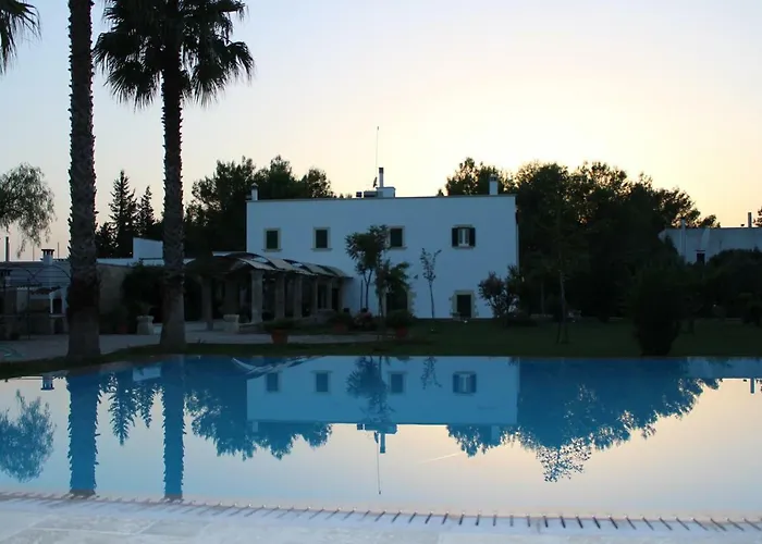 Parco Degli Aranci Bed & Breakfast 4*